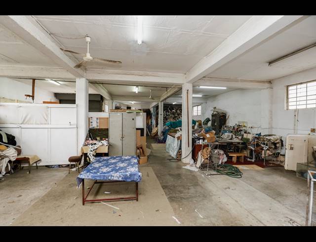 719M² WAREHOUSE FOR SALE IN SPRINGFIELD PARK